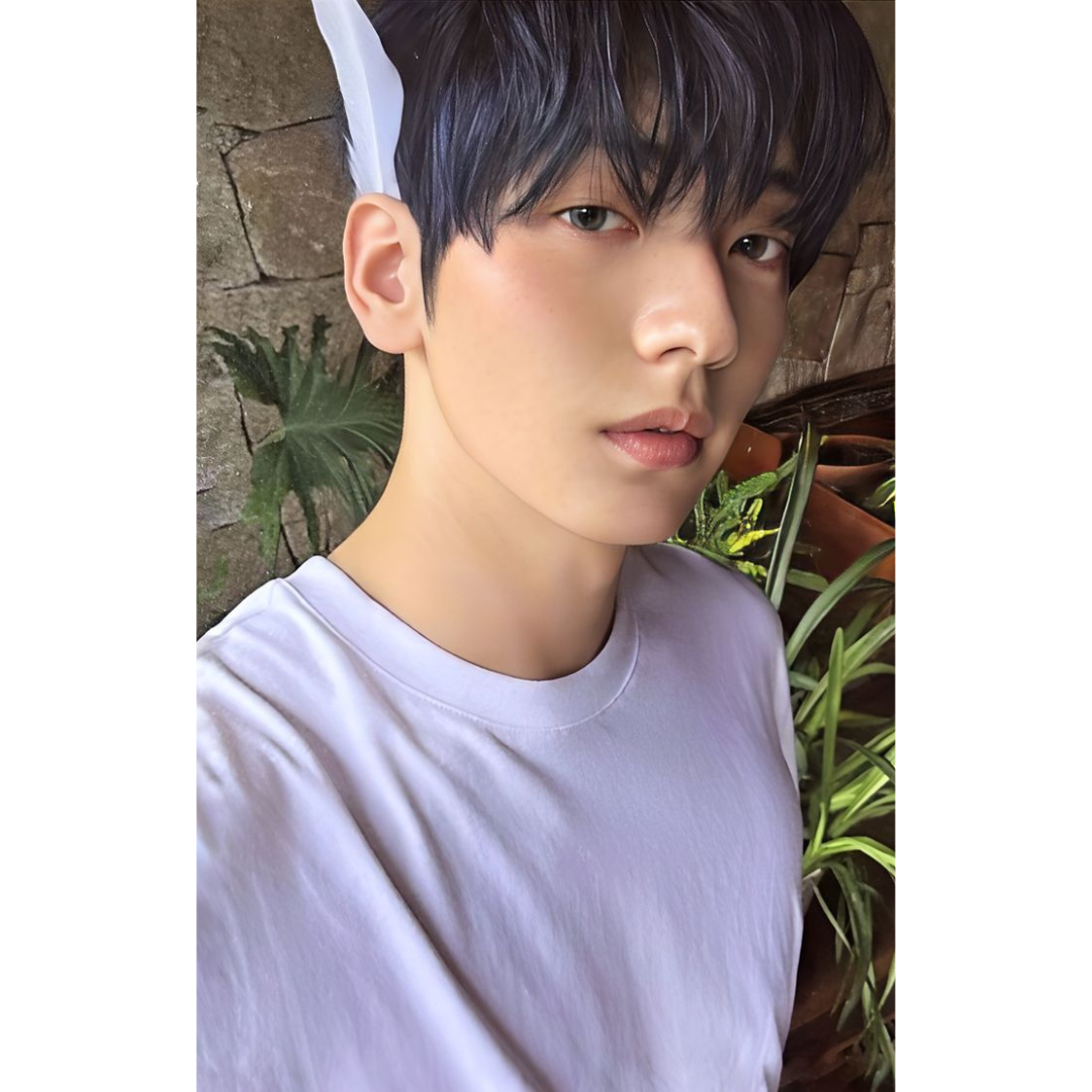 TXT The Star Chapter: SANCTUARY (ANGEL Ver.) Photocards | UK Kpop Shop