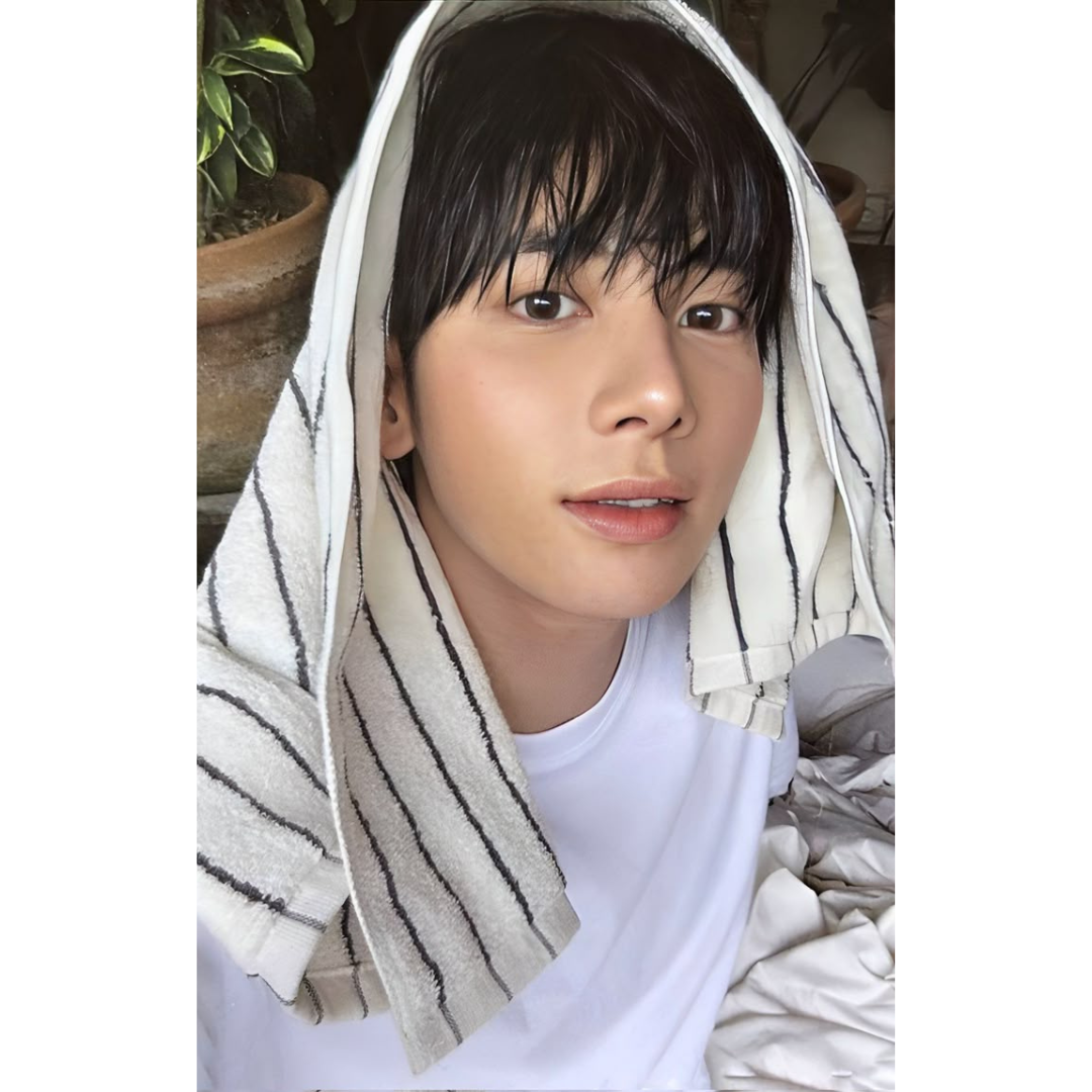 TXT The Star Chapter: SANCTUARY (ANGEL Ver.) Photocards | UK Kpop Shop