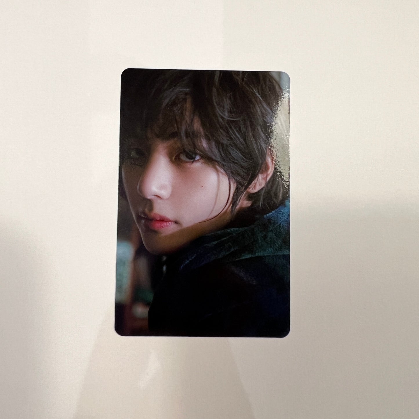 V (BTS) Layover Universal Music Japan FC Lucky Draws