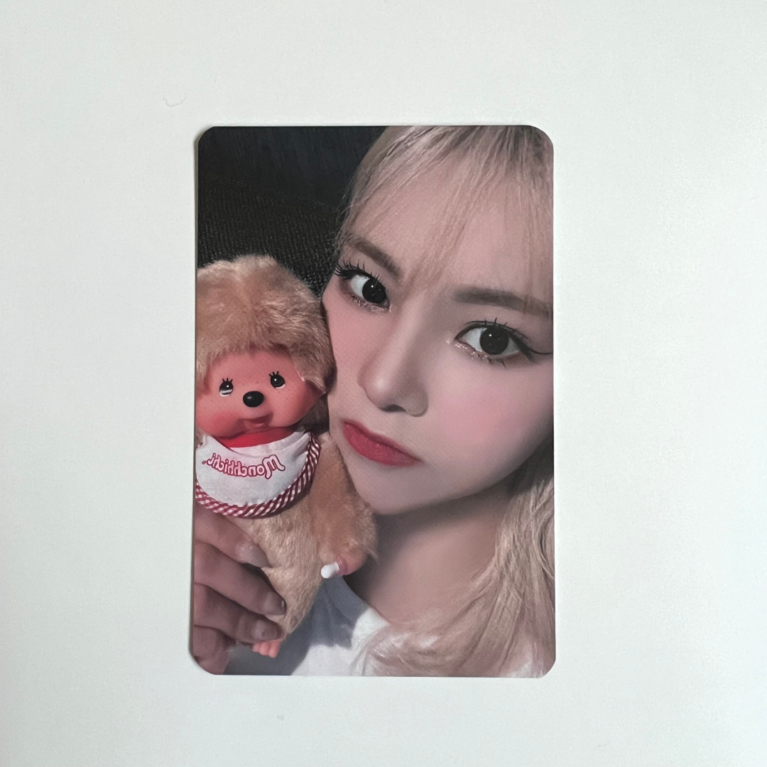 LOONA Tour LOONATHEWORLD SEOUL Trading Photo Cards | UK Kpop Store