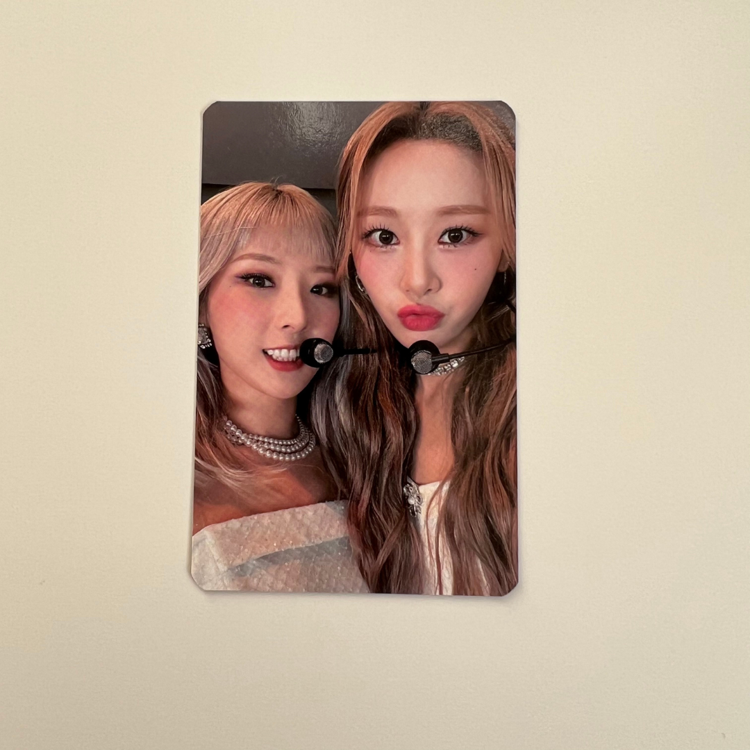 LOONA Tour LOONATHEWORLD SEOUL Trading Photo Cards | UK Kpop Store