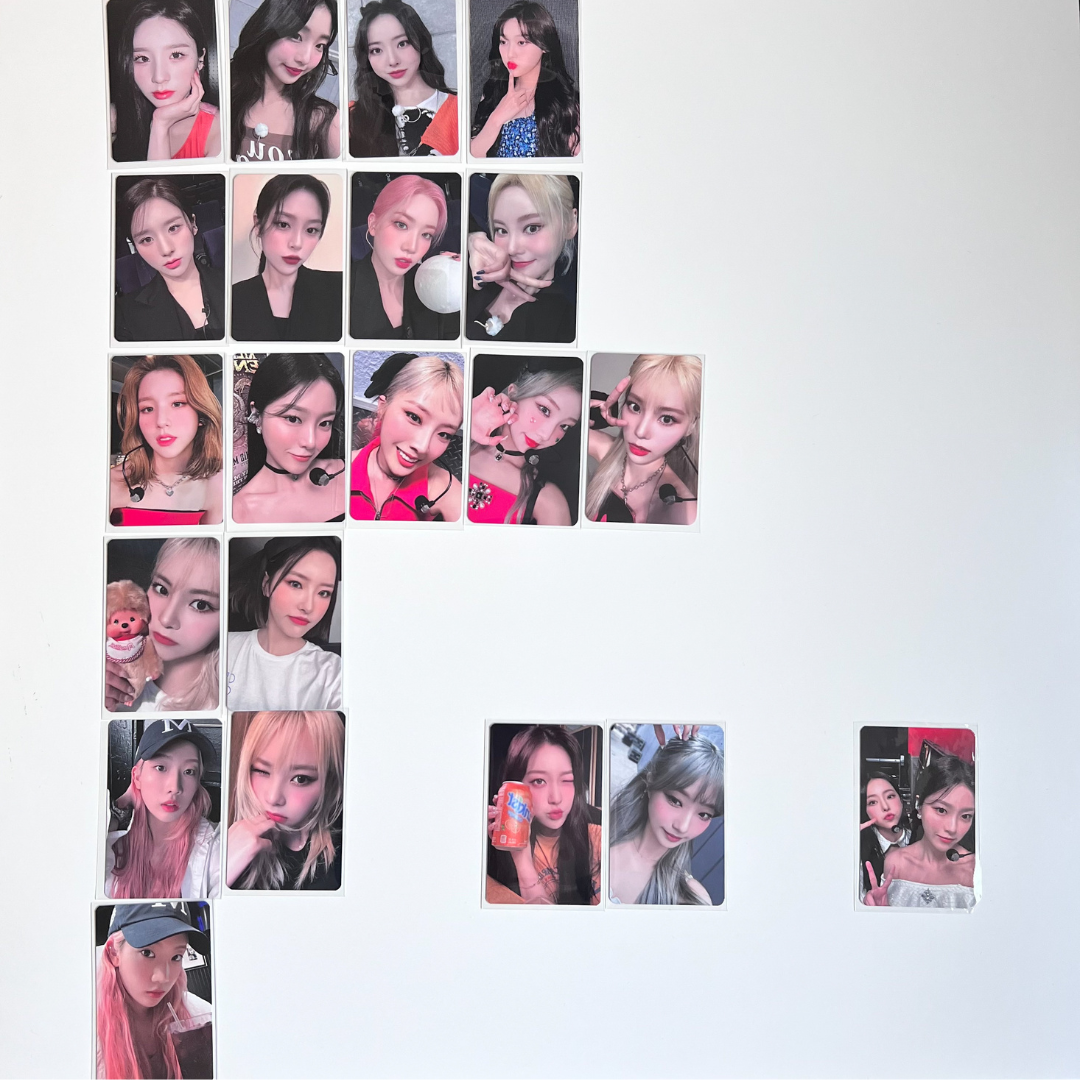 LOONA Tour LOONATHEWORLD SEOUL Trading Photo Cards | UK Kpop StoreFast shipping for 2022 LOONA 1st WORLD TOUR [ LOONATHEWORLD ] in SEOUL Trading Photo Cards Sets. Selling a huge collection of kpop albums & official merch at the best online kpop store marketplace in Manchester UK Europe. Our shop stocks BTS BT21 Stray Kids TXT Blackpink. Album sales count to Korean charts.